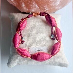 Chan Luu Pink Red Orange Beaded Bracelet with Pull Tie